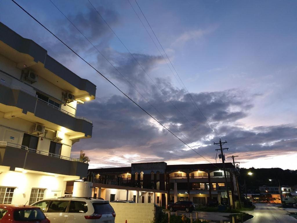 Clear Water Hotel Garapan Exterior photo